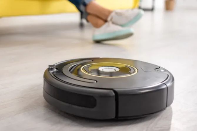 Roboter Boden Couch Füsse