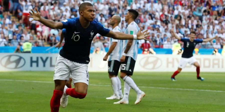 Kylian Mbappé jubelt.