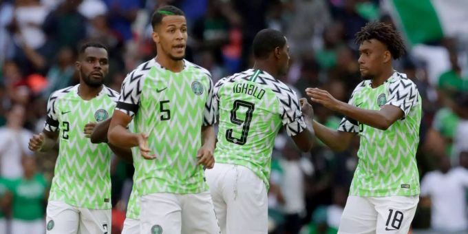 Nigeria will nicht nur mit den Trikots positiv auffallen. Nigeria will nicht nur mit den Trikots positiv auffallen.