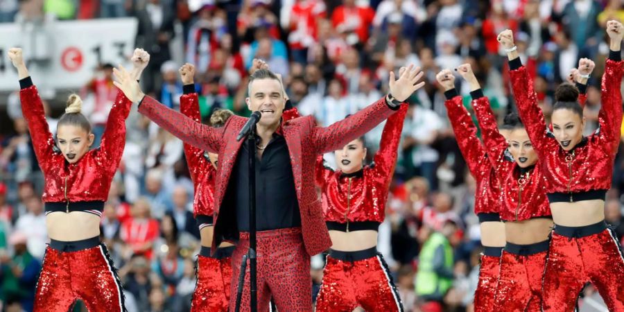 Robbie Williams bei seinem Auftritt an der Eröffnungsfeier der WM 2018