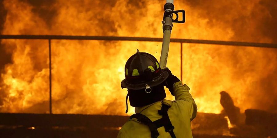 So können Feuerwehrleute die Strategie eines Hochrisiko-Einsatzes optimieren, bevor sie die Gefahrenzone betreten.