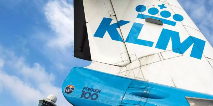 Ein Flugzeug der Fluggesellschaft KLM. airbus a350
