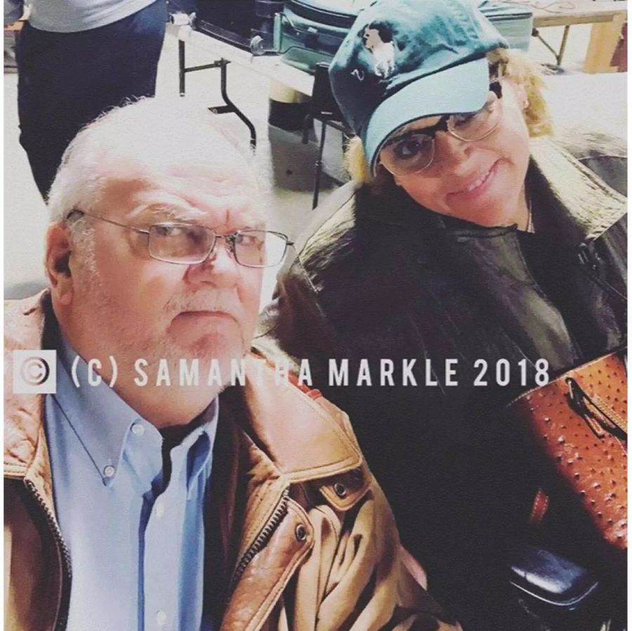 Samantha und Thomas Markle machen zusammen ein Selfie.