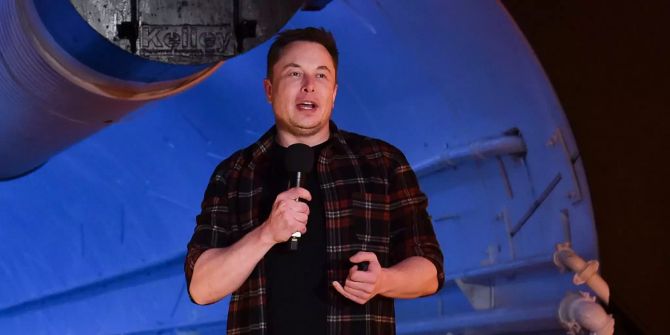 The Boring Company Testtunnel - Elon Musk