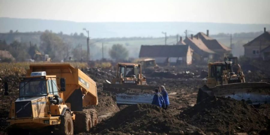 In dem ungarischen Werk barst 2010 ein Rückhaltebecken