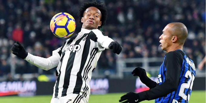 Keine Tore im Derby d'Italia zwischen Juventus und Inter. Keine Tore im Derby d'Italia zwischen Juventus und Inter.
