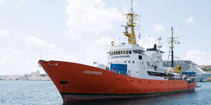 Das Rettungsschiff Aquarius in Malta. Das Rettungsschiff Aquarius in Malta.