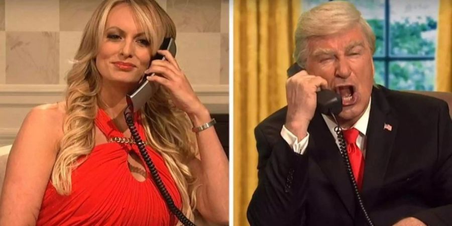 Stormy Daniels fordert den Rücktritt Trumps.