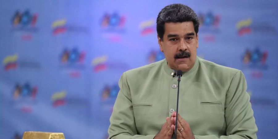 Venezuelas Präsident Nicolás Maduro wirft US-Diplomaten aus dem Land.