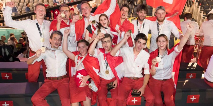 Alle Schweizer Gold-Medaillengewinner an den World Skills 2017.