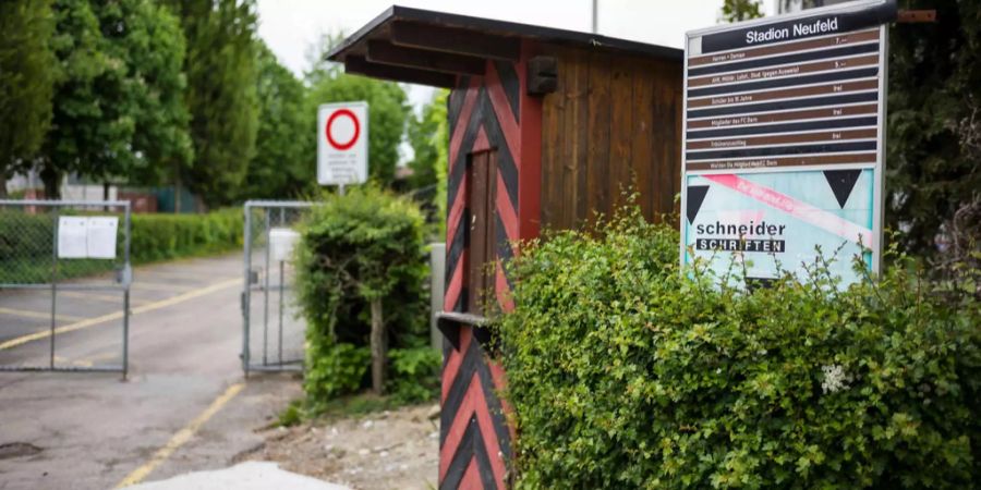 Die Heimstätte des FC Länggasse liegt direkt neben dem Stadion Neufeld in Bern.