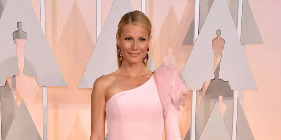 ... und Gwyneth Paltrow sollen von Weinstein mit Geld zum Schweigen gebracht worden sein.