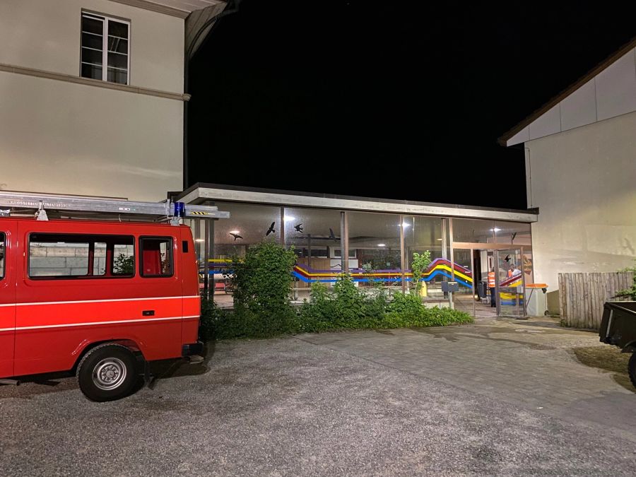 Eines der Ziele des Brandstifters: das alte Schulhaus von Kriegstetten SO.