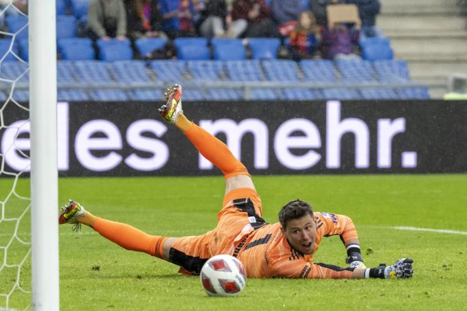 Heinz Lindner im Einsatz für den FC Basel. Heinz Lindner FC Basel