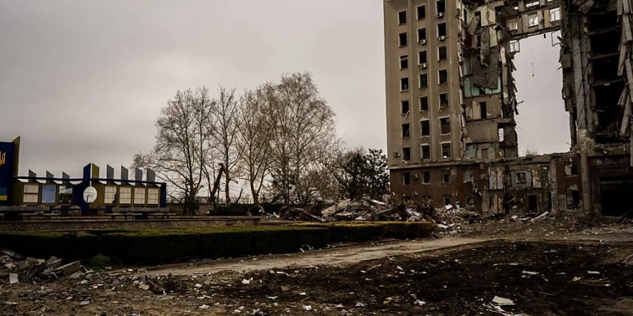 Ukrainische Truppen befinden sich im Donezbecken in einer misslichen Lage. (Archivbild)