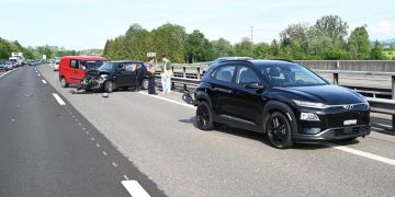Züberwangen: Auffahrunfall auf der Autobahn