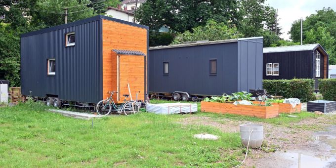 Auf dem Campingplatz Albtal stehen Tiny Houses. Auf dem Campingplatz Albtal stehen Tiny Houses.