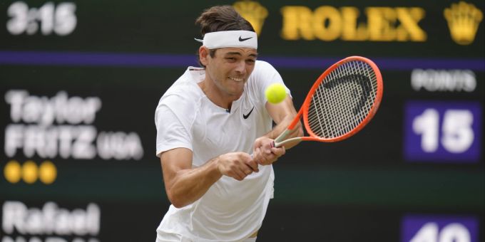 Taylor Fritz muss sich in Wimbledon Rafael Nadal geschlagen geben. Wimbledon Nadal