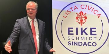 Eike Schmidt