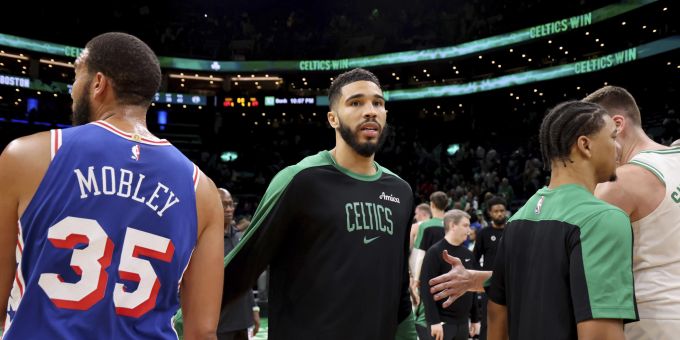 Die Boston Celtics haben ihre Stars um Jayson Tatum (Mitte) behalten. NBA