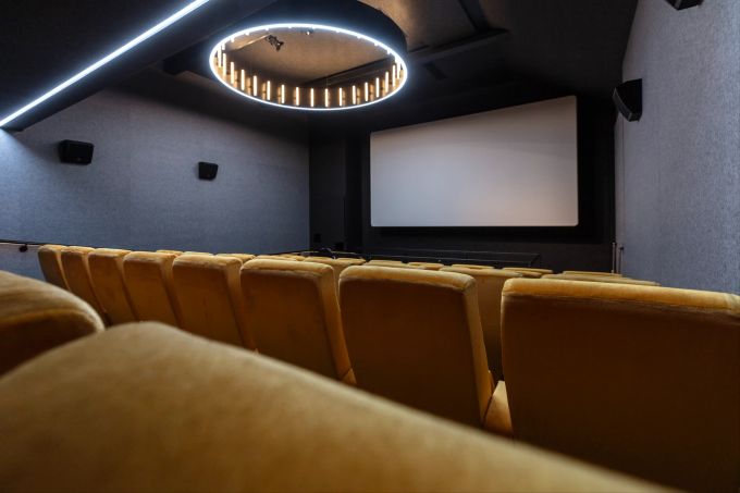 Das Kino Wildenmann in Männedorf ZH wurde im Sommer renoviert. männedorf