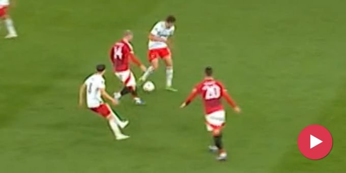 Nur 1:1 - Hier lässt sich ManUtd-Eriksen Ball abluchsen wie ein Junior