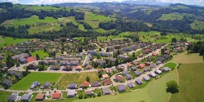 Blick über Eggersriet im Kanton St. Gallen. st gallen