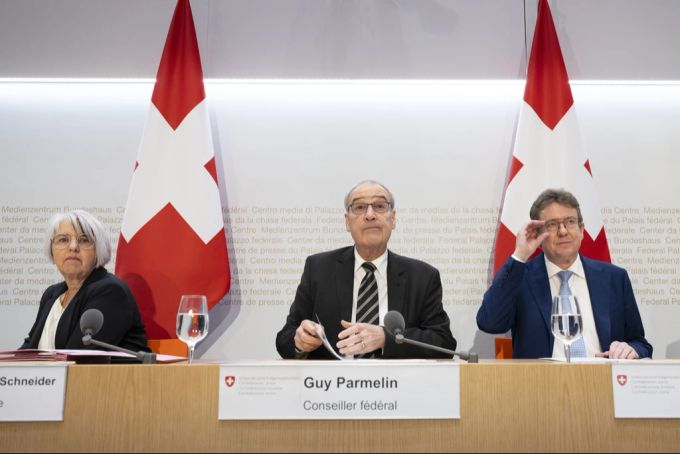 Elisabeth Baume-Schneider, Guy Parmelin und Albert Rösti an der Medienkonferenz des Bundesrates am 24. November 2024. Bundesrat