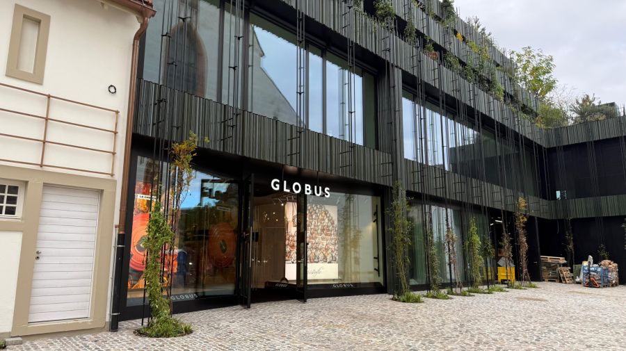 Der neue Globus-Eingang am Martinskirchplatz.