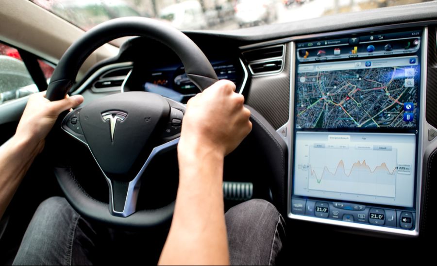 Tesla Model S Armaturenbrett