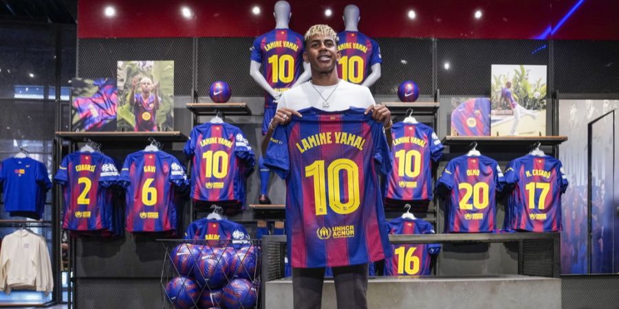 Yamal Barcelona FC Bayern