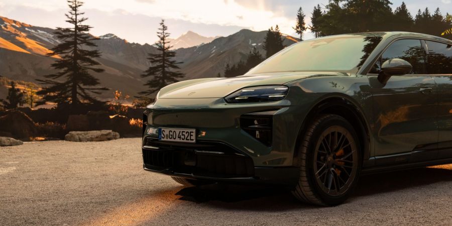 Porsche Cayenne Electric