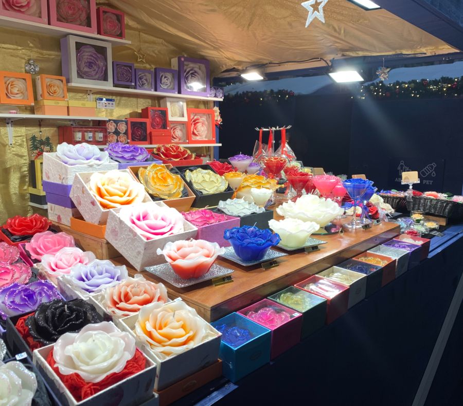 Viele Leute bewunderten die Produkte, aber kauften am Ende nichts, sagt ein Standbetreiber.