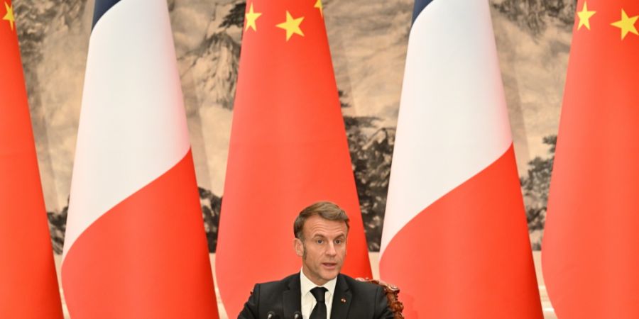 Emmanuel Macron China