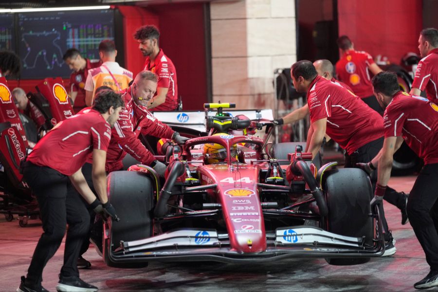 Lewis Hamilton Ferrari