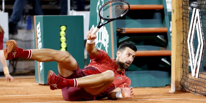 Novak Djokovic hat an den French Open in Runde eins zu kämpfen. Novak Djokovic French Open
