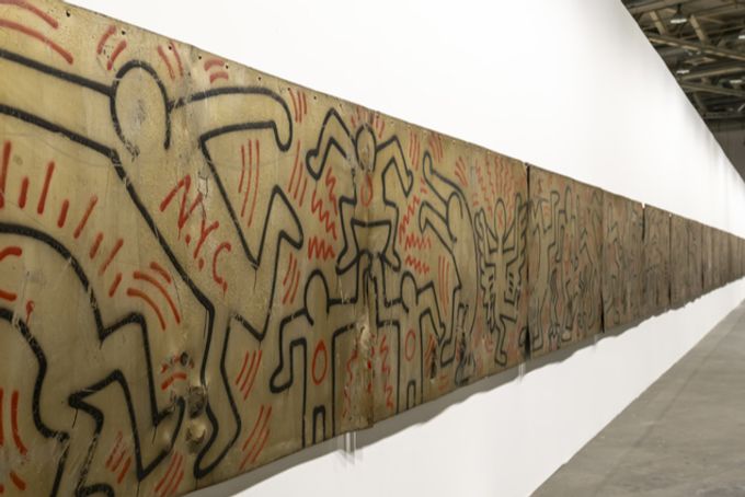 Bodega unterm Hammer: Auch zwei Werke des US-Künstlers Keith Haring werden versteifert. (Symbolbild) hammer bodega