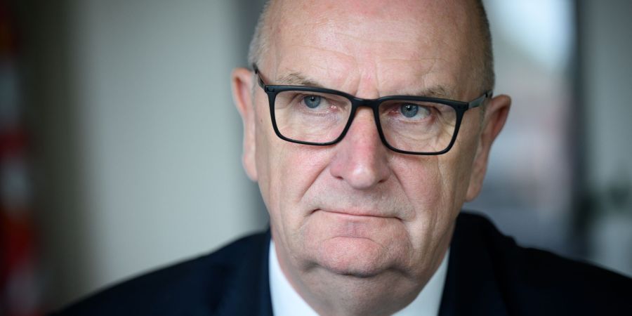 Brandenburgs Regierungschef Dietmar Woidke (SPD) äusserte sich zur Debatte über die SPD-Verfassungsrichterkandidatin Frauke Brosius-Gersdorf. (Archivbild)