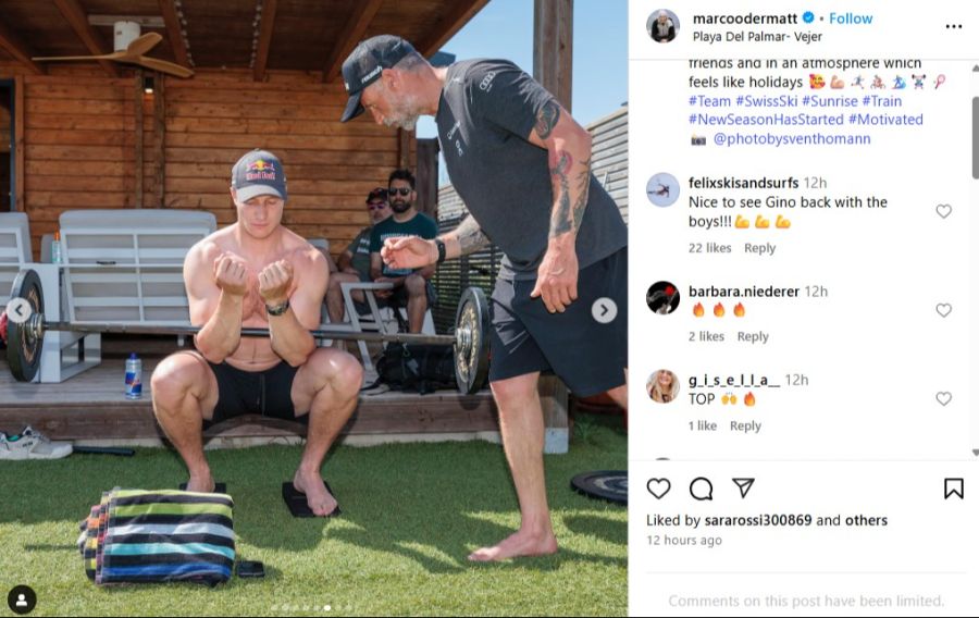 Auch Krafttraining gehört beim Schwitzen in Spanien dazu.