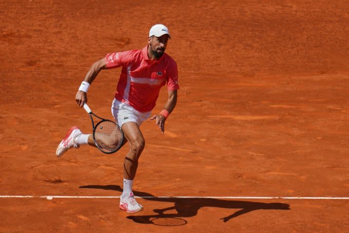 Novak Djokovic scheitert auch in Madrid sehr früh. Novak Djokovic Madrid