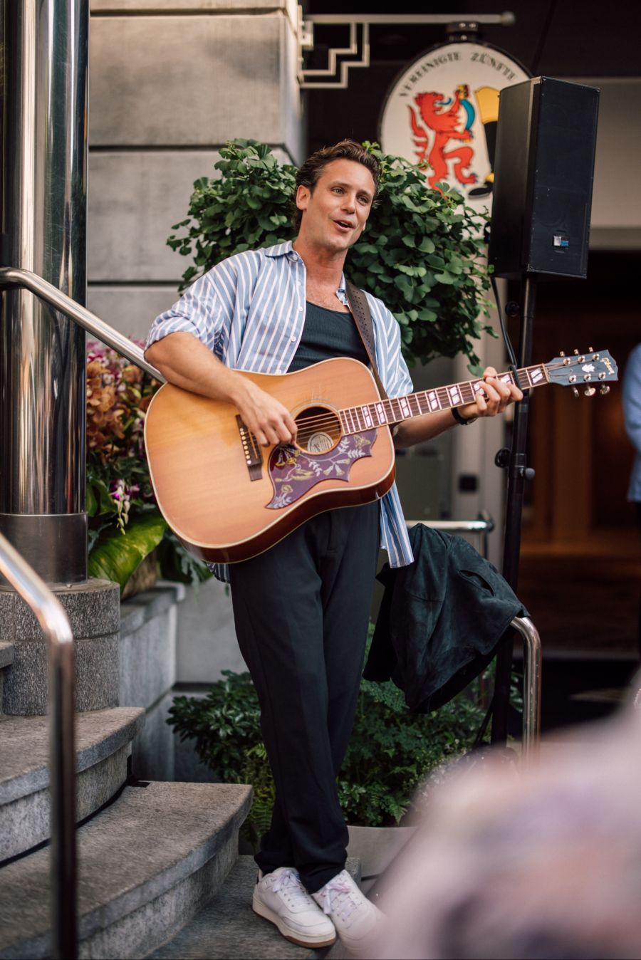 Bastian Baker