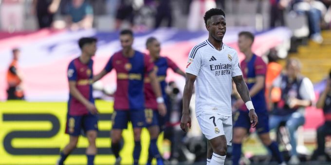Real Madrid verliert den Clasico gegen den FC Barcelona – und damit wohl auch die Meisterschaft. FC Barcelona Real Madrid