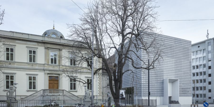 Der Erweiterungsbau des Bündner Kunstmuseums (rechts) wurde heute vor genau zehn Jahren eingeweiht. Links im Bild der Altbau Villa Planta, der unterirdisch mit dem Erweiterungsbau verb...