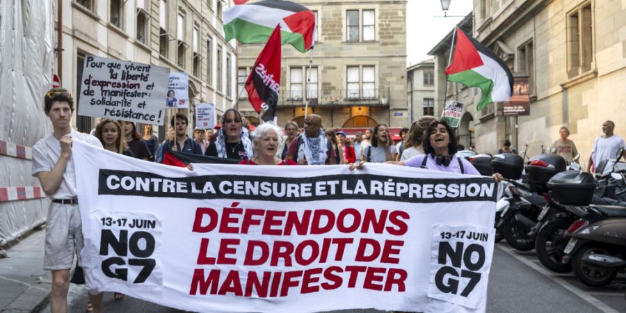 Der Genfer Grosse Rat lehnte es am Donnerstagabend ab, eine Demonstration am 14. Juni am Rande des G7-Gipfels zu verbieten, wie es die FDP gefordert hatte. Unterdessen setzten sich rund...