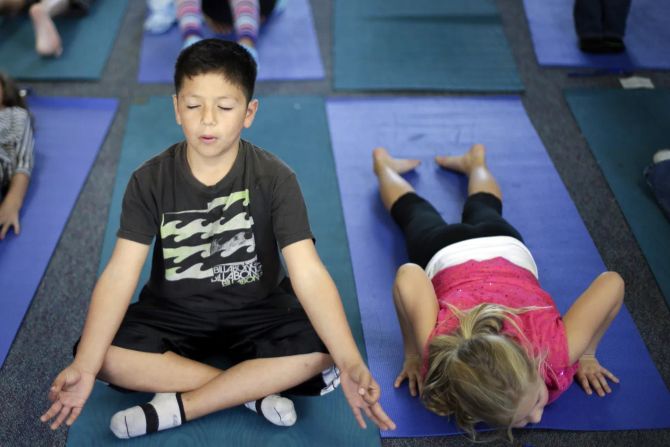 Kinder Yoga