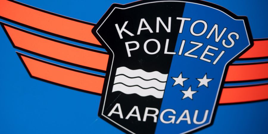 Drei Personen haben sich bei einem Brand in einem Mehrfamilienhaus in Möhlin AG eine Rauchgasvergiftung zugezogen. (Symbolbild)