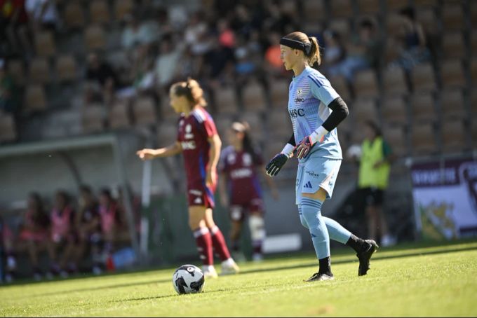 Finnlands Keeperin Tinja-Riikka Korpela spielt in der Schweiz für Servette Chênois. Schweizer Nati