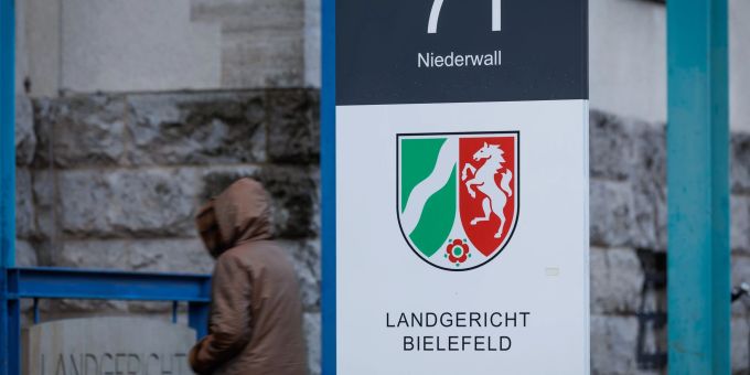 Nach Schüssen in der Nähe des Landgerichts in Bielefeld wurde der 40-jährige Tatverdächtige in Untersuchungshaft genommen. (Archivbild) Bielefeld