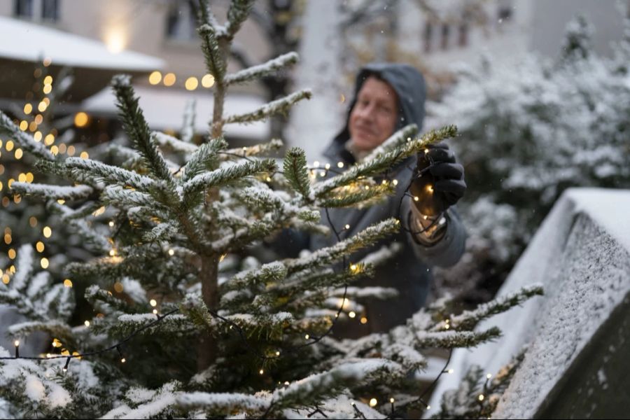 Die Schneefallgrenze sinkt, gegen Ende der Woche ist Schnee im Flachland möglich.