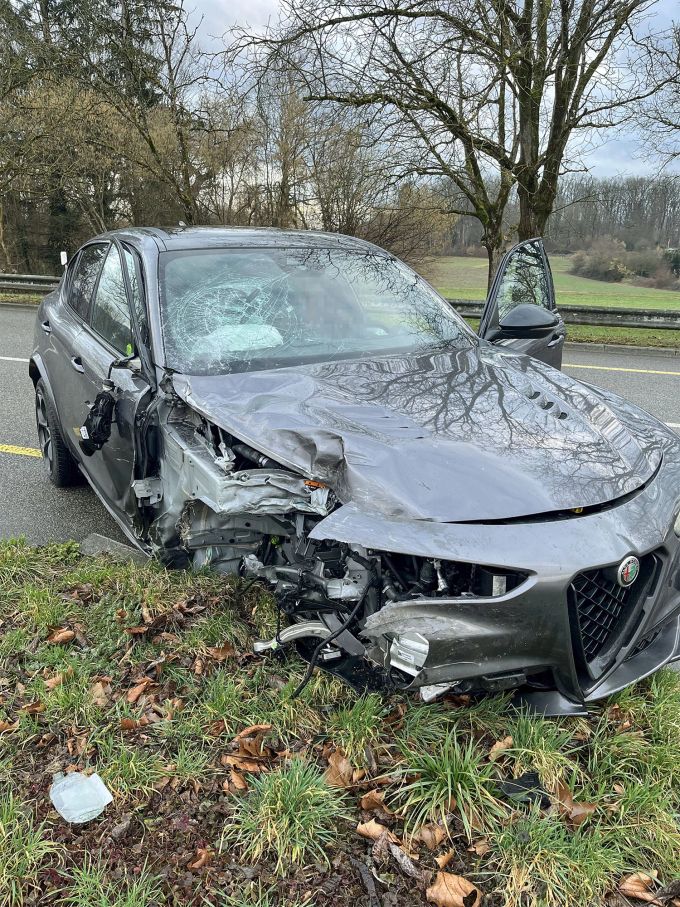 Aufgrund des Unfalls kam es zu Verkehrsbehinderungen. Verkehrsbehinderungen